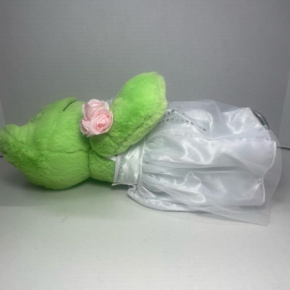 NWOT Build a Bear Spring Green Frog with Princess Outfit PRICE VERY FIRM - Picture 5 of 16